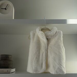 Girls Ivory Faux Fur Vest